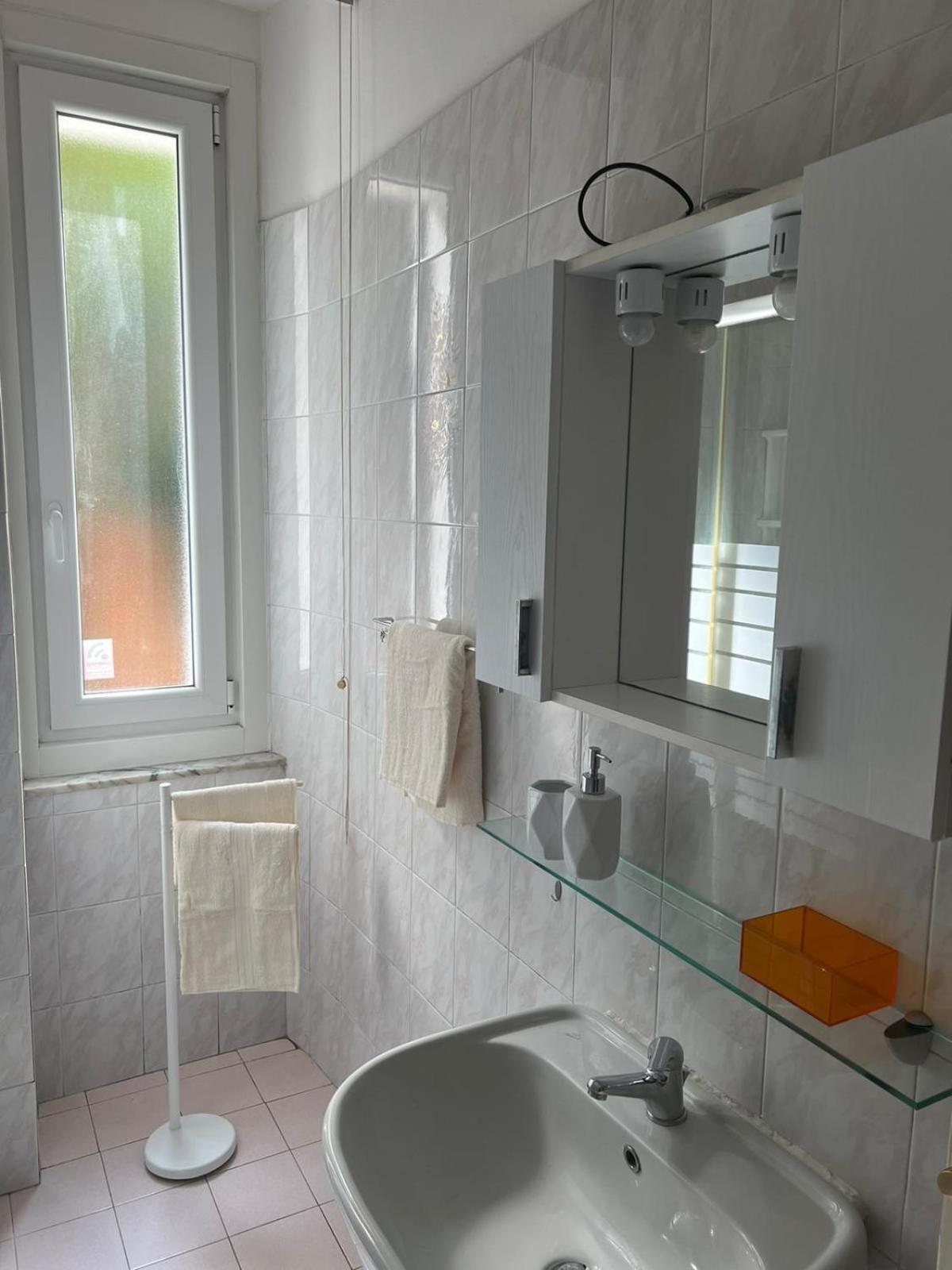 Casa Alice A 2 Passi Dal Centro 55 Mt 2 Apartment Triest Exterior foto